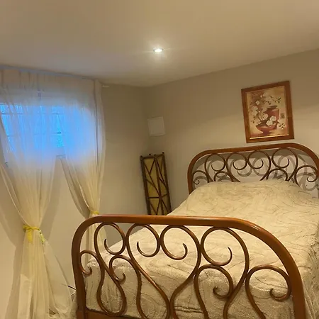 Maison Bord De Seine 招待所 *